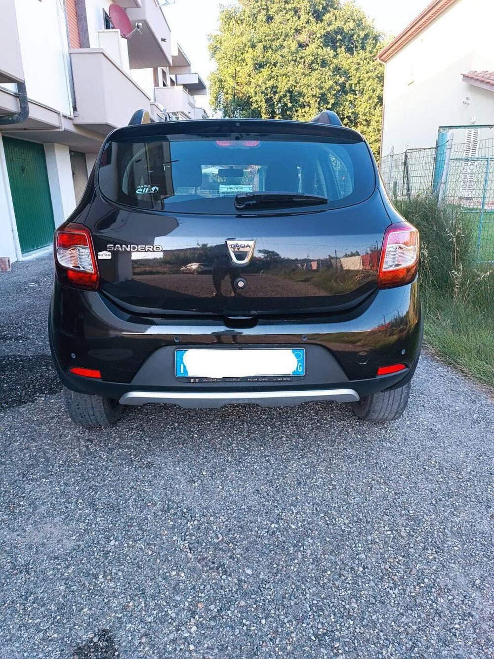 Dacia Sandero usata a Livorno (2)