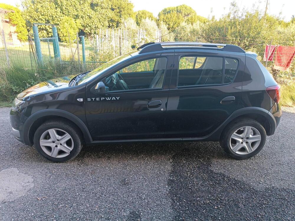 Dacia Sandero usata a Livorno (5)