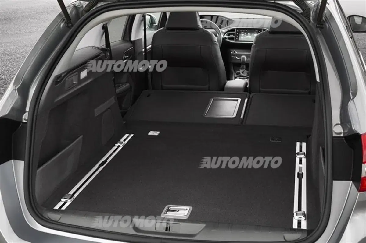 Quale comprare, Confronto: Peugeot 308 SW Active BlueHDi Vs Fiat Tipo SW Mjt Lounge (16)