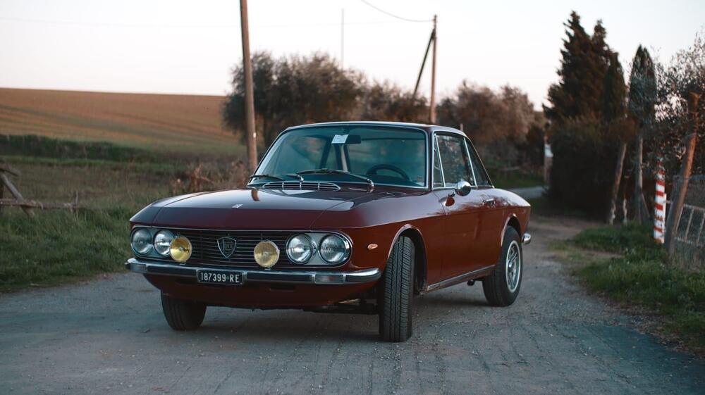 Lancia Fulvia Coupè 1.3 s 1971 rosso york d'epoca a Roma (2)