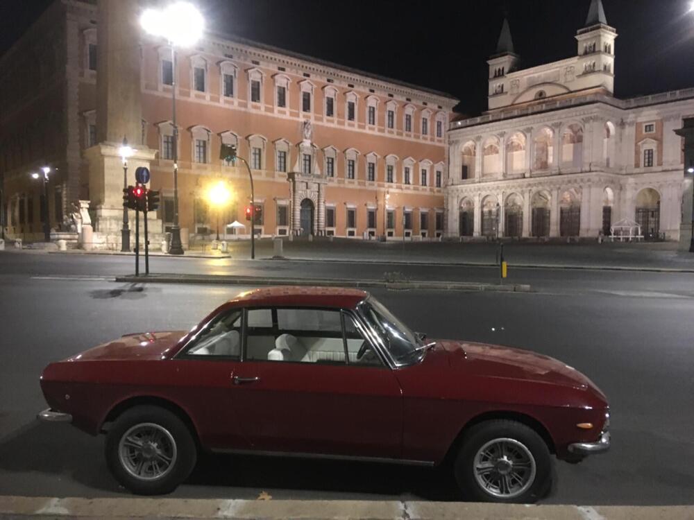 Lancia Fulvia Coupè 1.3 s 1971 rosso york d'epoca a Roma (7)