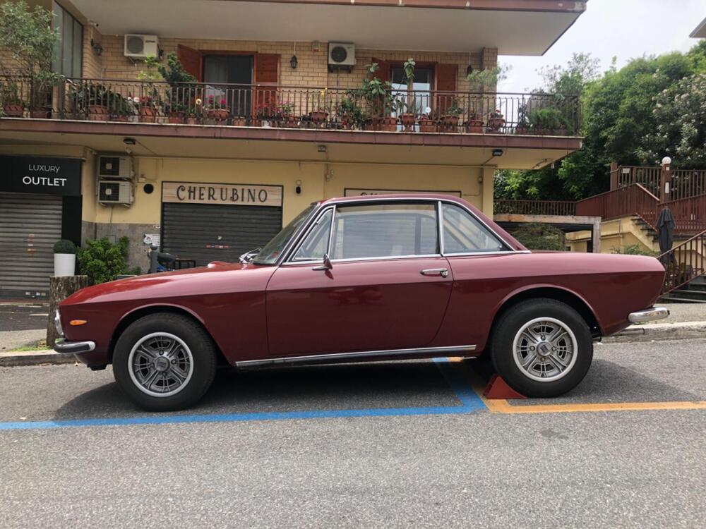 Lancia Fulvia Coupè 1.3 s 1971 rosso york d'epoca a Roma (9)