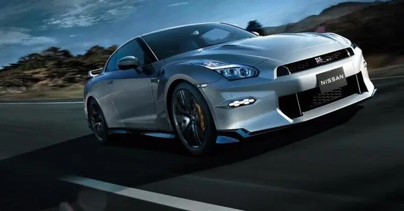 Il ritorno della Nissan GT-R: la Premium Edition, da noi l'elettrica da 1300 CV