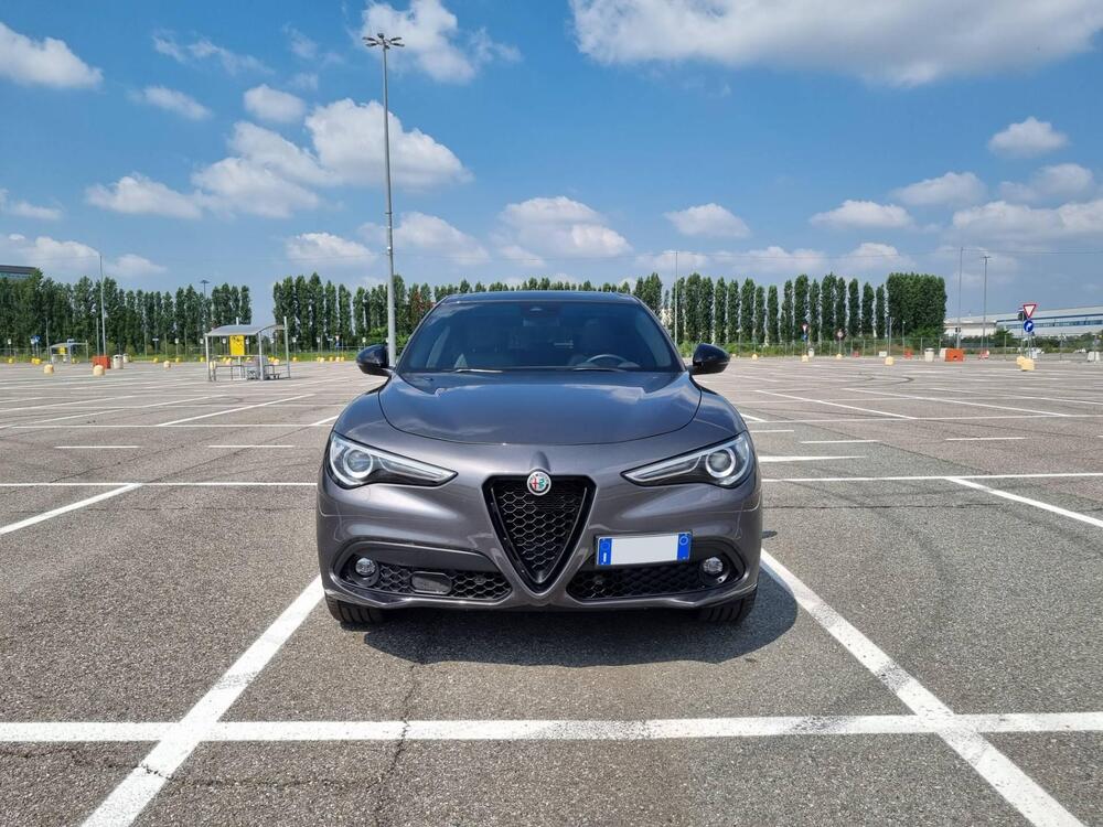 Alfa Romeo Stelvio usata a Milano (3)