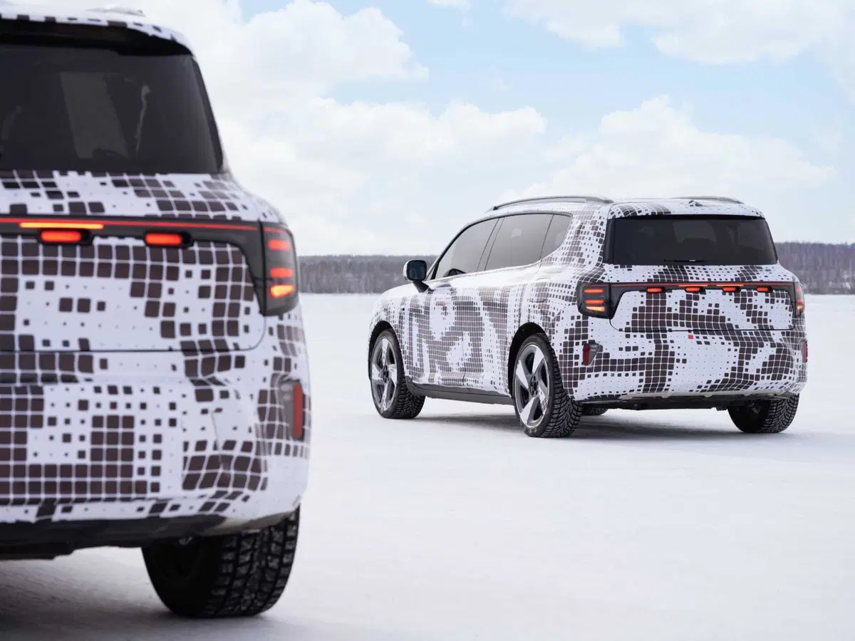 Smart #5, il debutto del nuovo Suv elettrico è vicino (4)