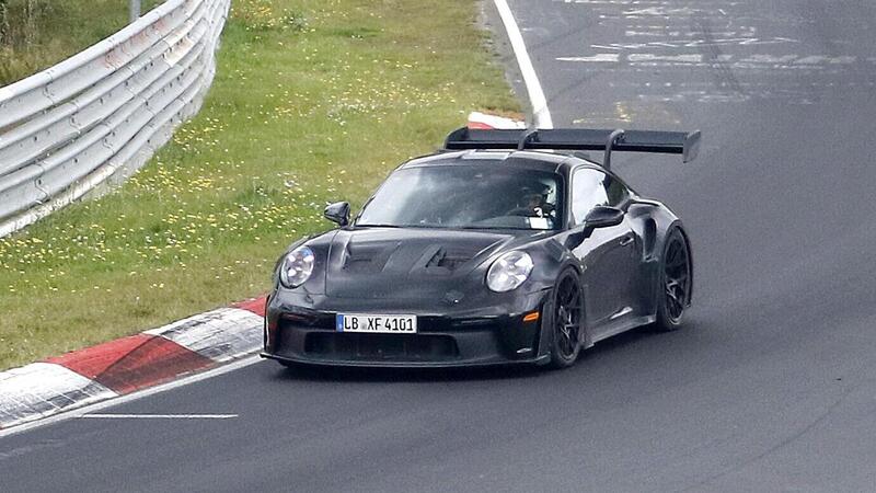 Porsche 911 GT3 RS: al Nurburgring &egrave; stato avvistato il facelift | Foto Spia 