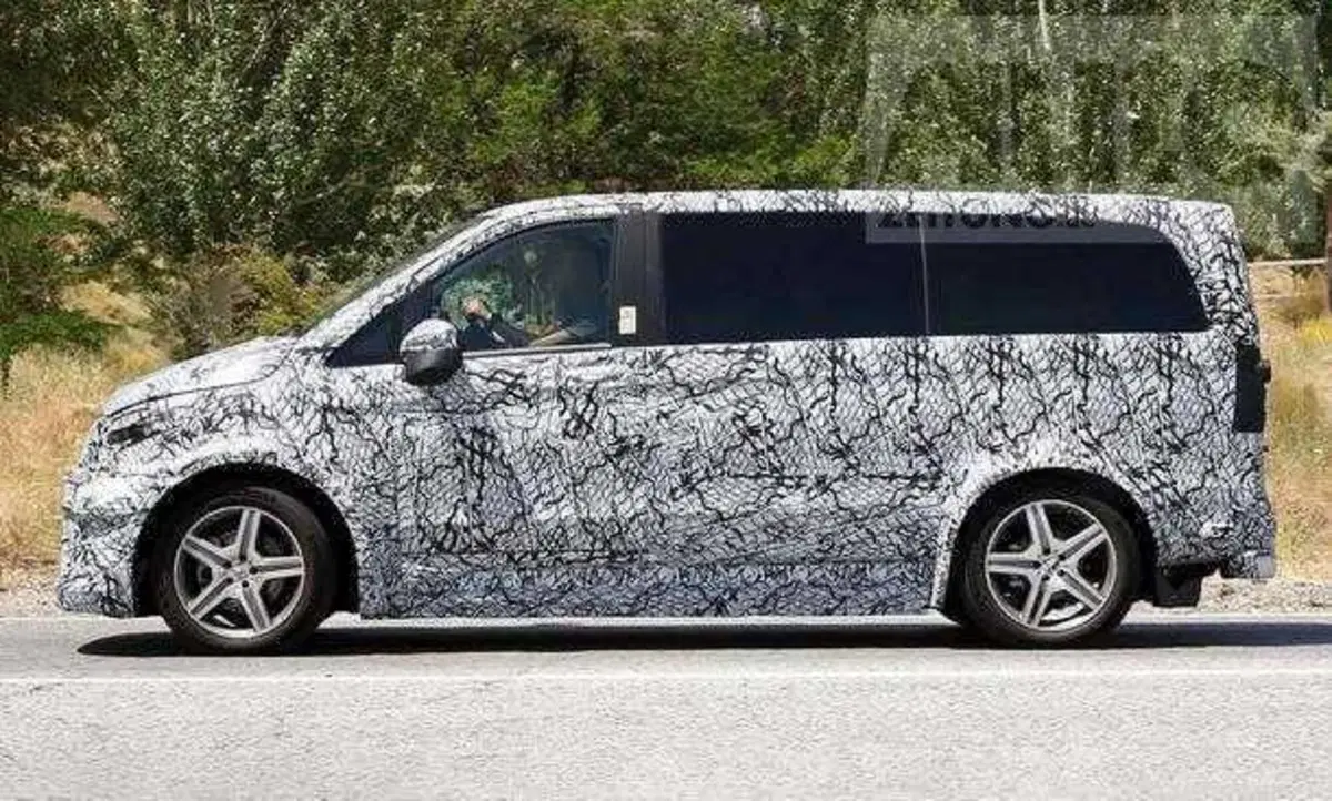 Mercedes: ecco i van elettrici con la nuova piattaforma Van.EA [FOTO SPIA] (3)