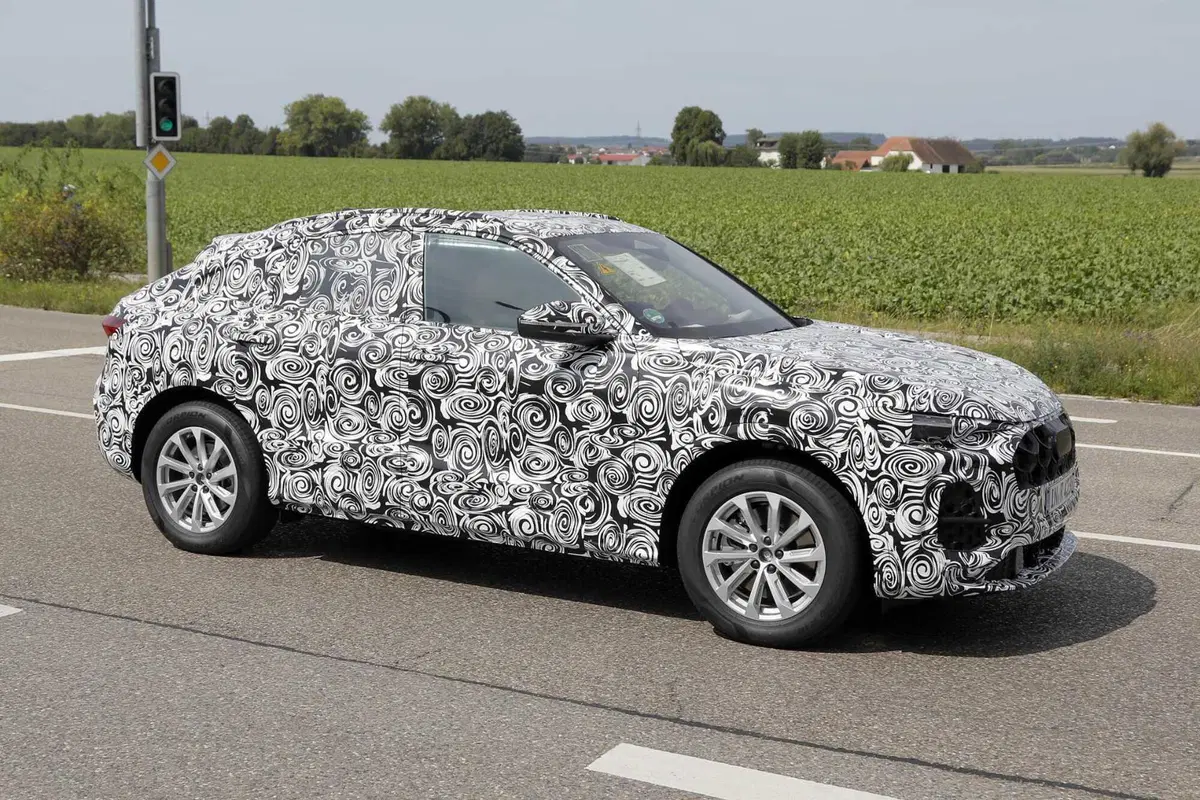 Audi Q5 Sportback: arriva la nuova generazione, ecco cosa cambia | Foto Spia  (6)