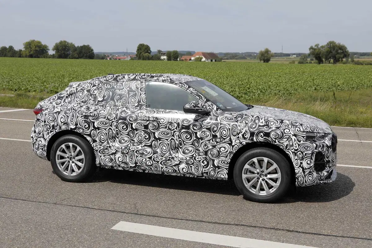 Audi Q5 Sportback: arriva la nuova generazione, ecco cosa cambia | Foto Spia  (7)