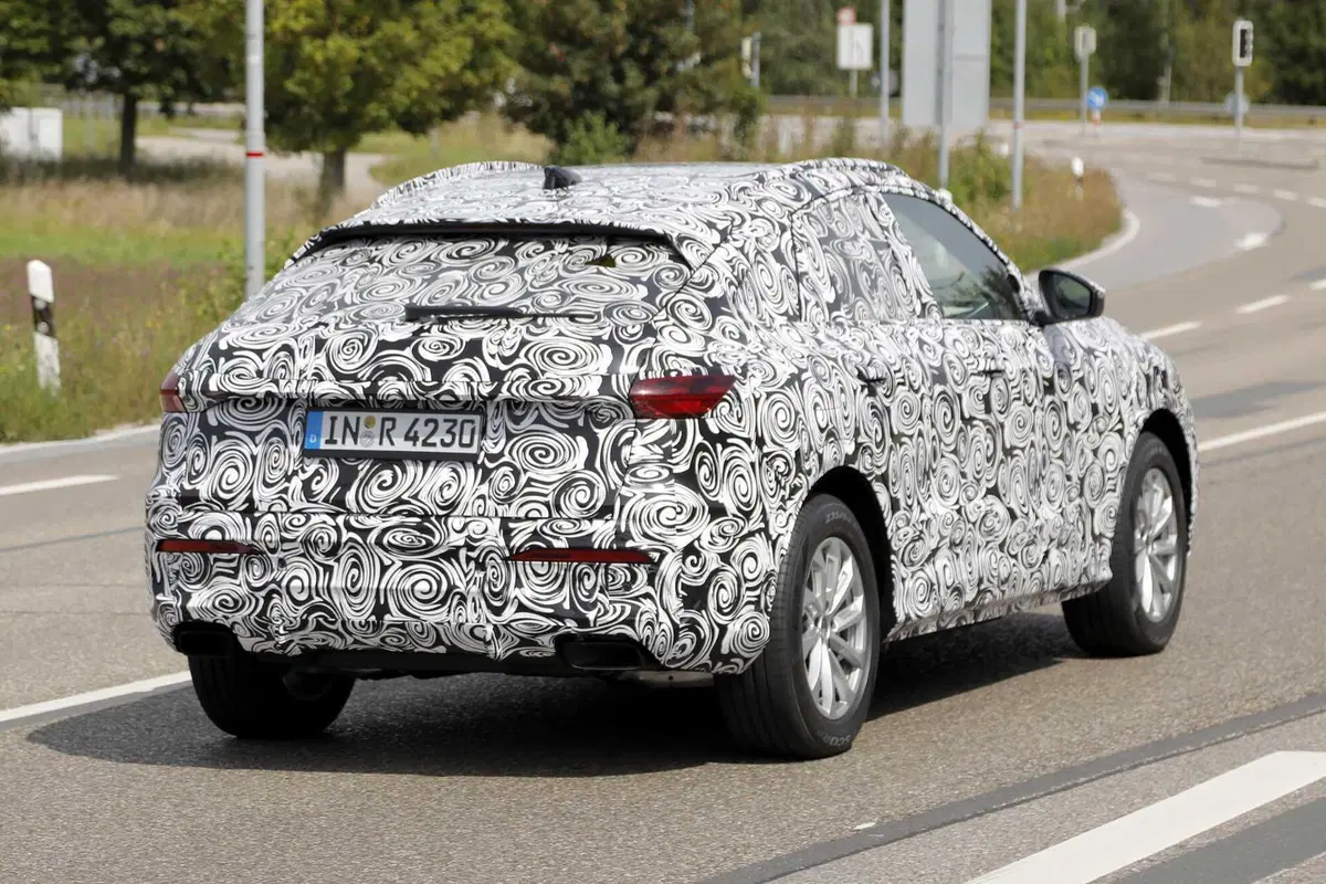 Audi Q5 Sportback: arriva la nuova generazione, ecco cosa cambia | Foto Spia  (13)
