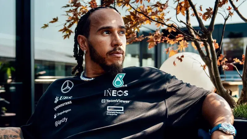F1. GP d'Italia, Lewis Hamilton: "Non vedo l'ora di correre a Monza come pilota Ferrari"