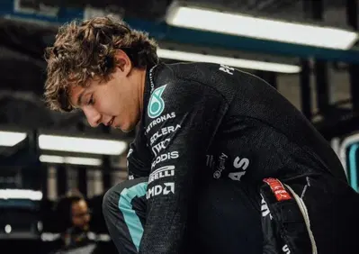F1. GP Monza, Kimi Antonelli dopo l'incidente: Ho spinto troppo, non mi sento molto bene
