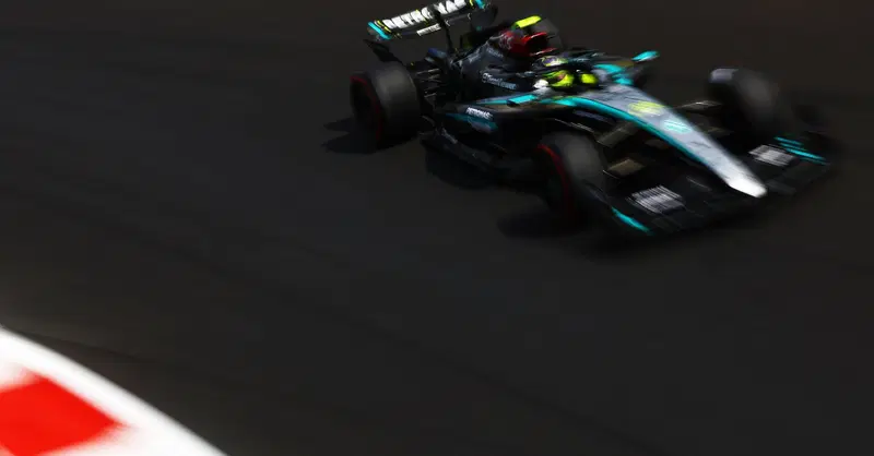 F1. GP d'Italia, Mercedes domina le FP3 di Monza con Hamilton e Russell. Terzo Leclerc