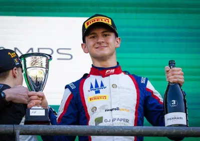 Chi è Leonardo Fornaroli, il nuovo campione di Formula 3 2024