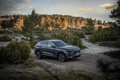 Nuova Audi Q5 2024: la terza generazione al Salone di Parigi [VIDEO]