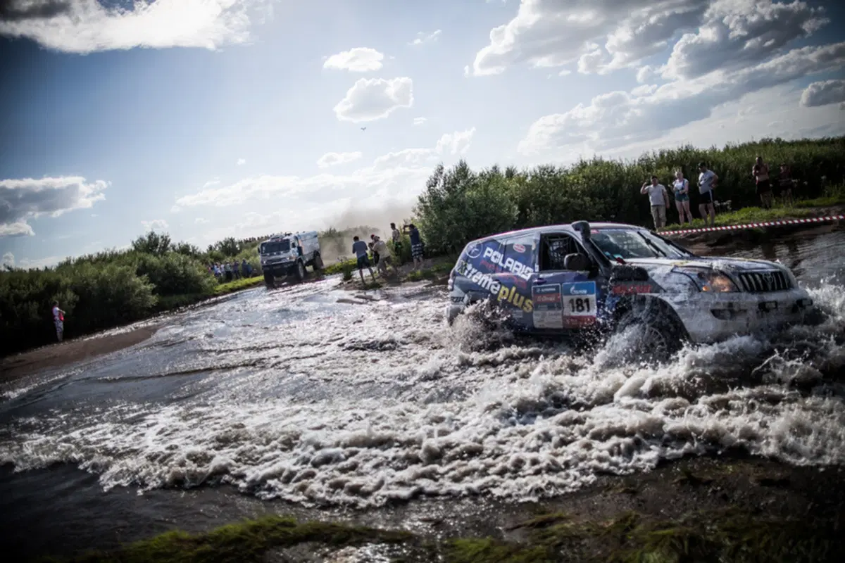 SWR16 Telex 03. Despres (Peugeot) vince e assume il Comando (6)