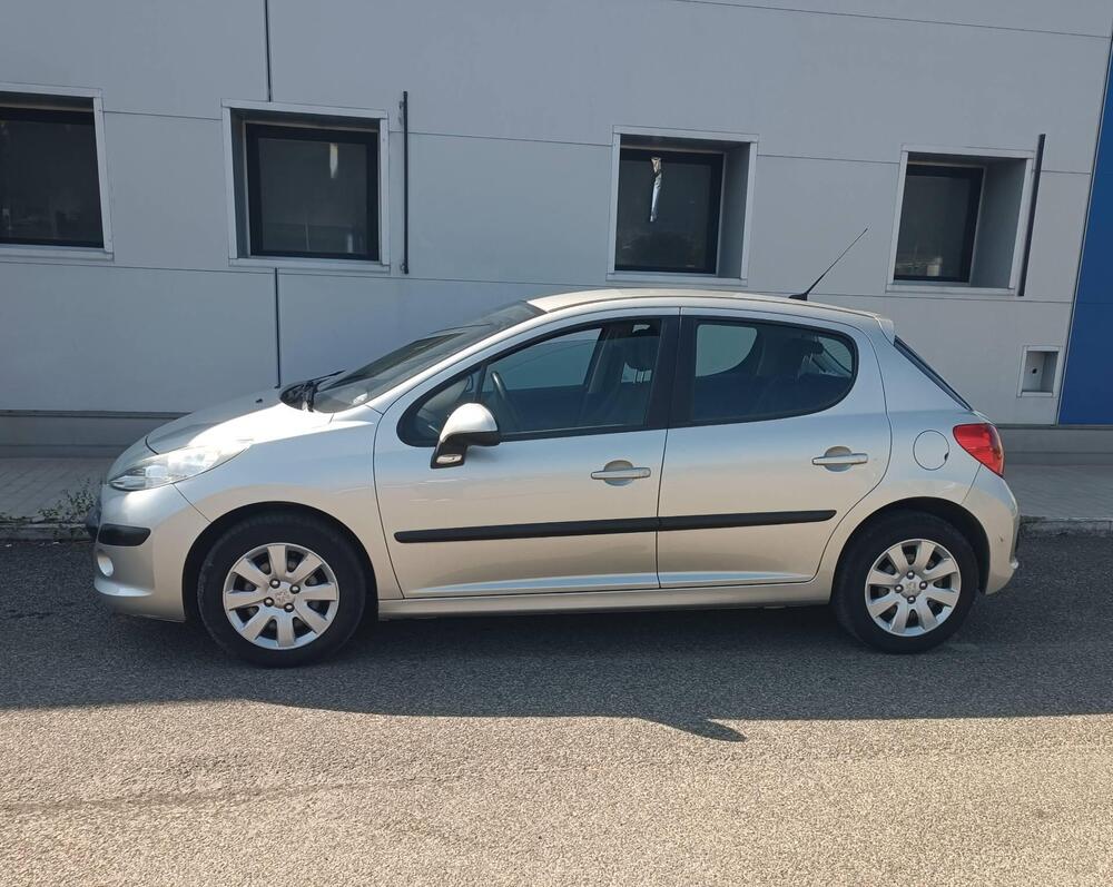 Peugeot 207 usata a Terni (3)