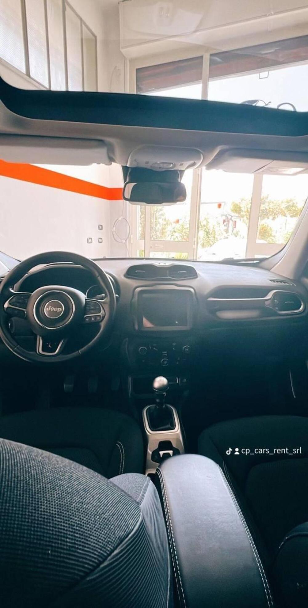 Jeep Renegade usata a Napoli (9)