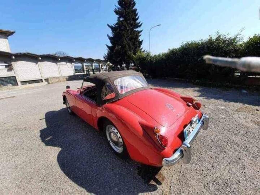 Mg Mga 1.6 Roadster km 0  d'epoca a Cremona (3)