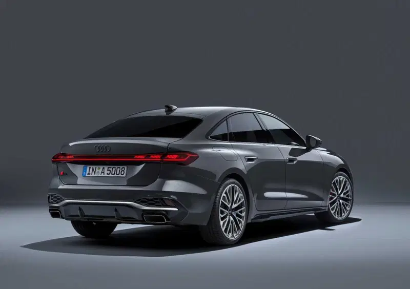 Audi A5 (2024-->>) (3)