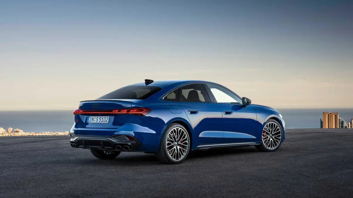 Audi S5 (3)