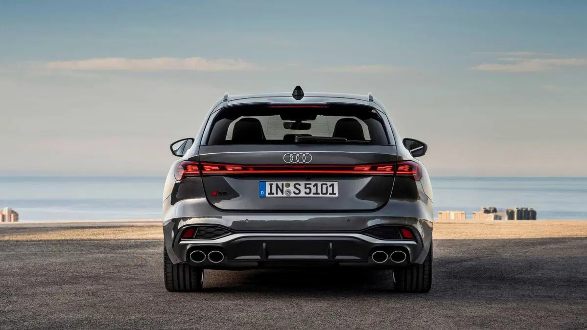 Audi S5 Avant (2024-->>) (8)