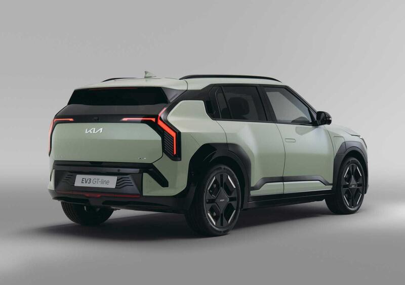 Kia EV3 (2024-->>) (4)