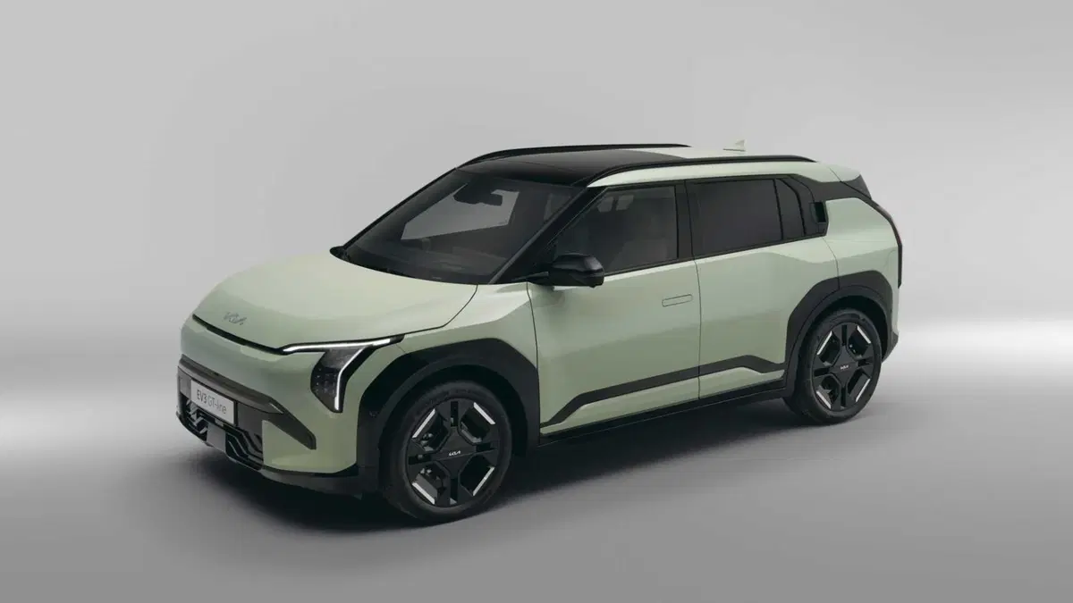 Kia EV3 81,4 kWh GT-line (2)