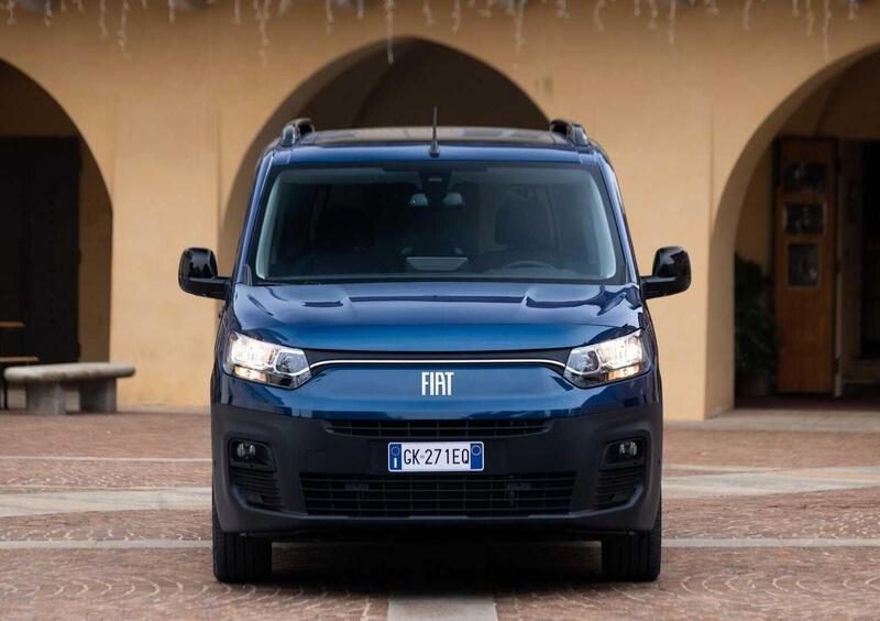 Fiat Doblò Passo Lungo (2024-->>) (6)