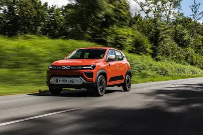 Dacia Spring 2025, a 17.900&euro; &egrave; l'elettrica pi&ugrave; furba? [Video]