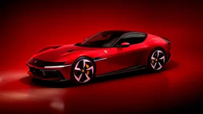 Nuova Ferrari 12Cilindri: scende in campo e ne ha una sola contro. Top e Flop