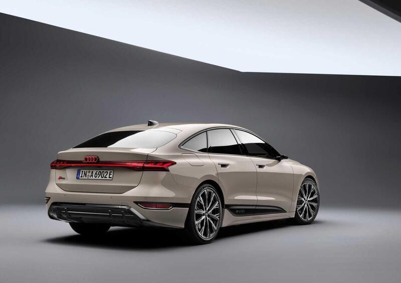 Audi A6 Sportback (3)