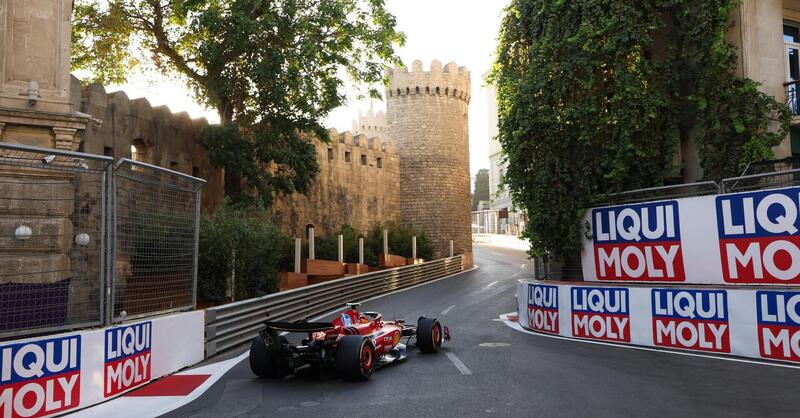 F1. Giornata imperfetta per la Ferrari nelle libere di Baku: &quot;Incidente e problema allo sterzo, ma il passo &egrave; buono&quot;