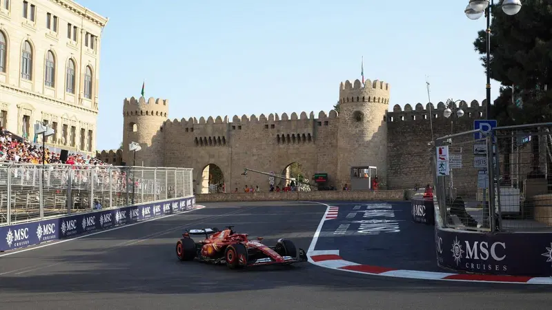 F1. Qualifiche GP Baku. Nulla da fare per Piastri e Sainz, Leclerc si prende la pole: "Domani ci giocheremo le nostre carte"