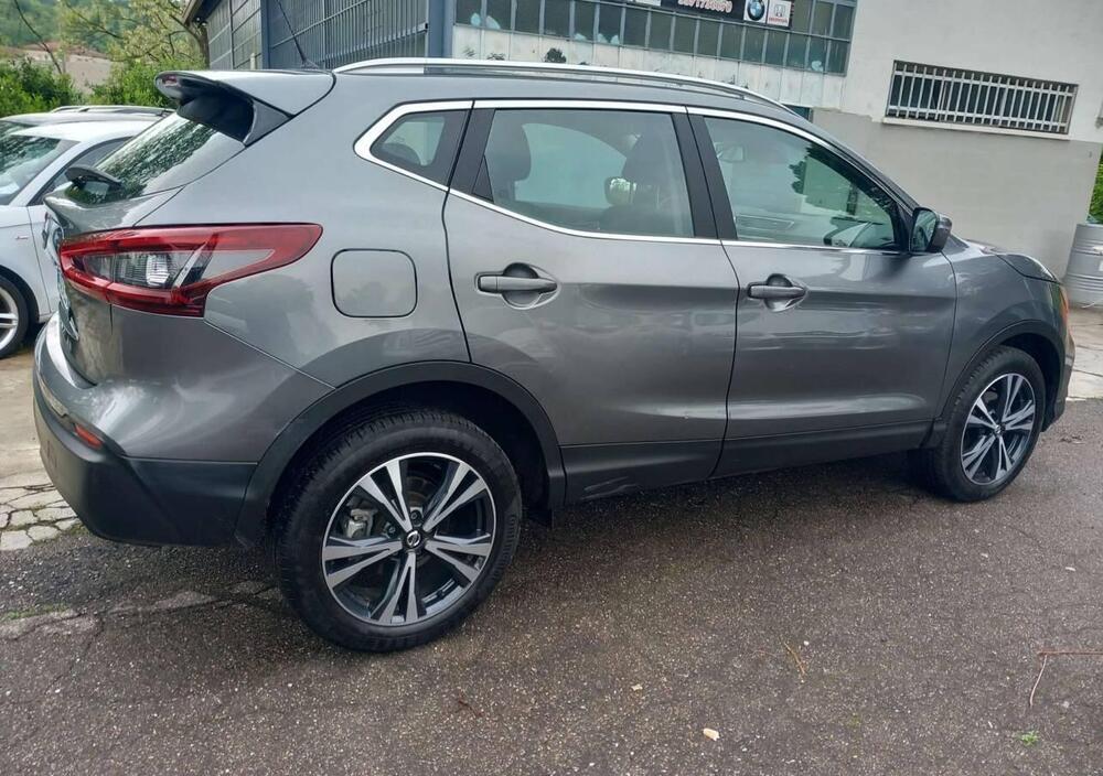 Nissan Qashqai usata a Milano (2)