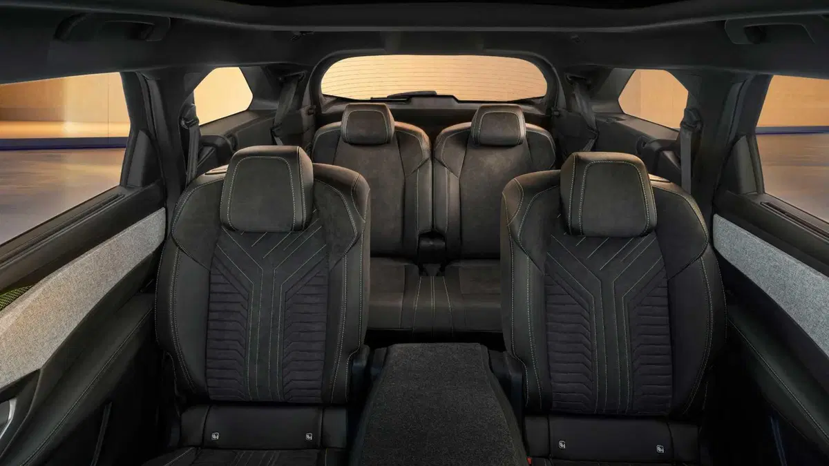 Peugeot 5008 (2024-->>) (13)