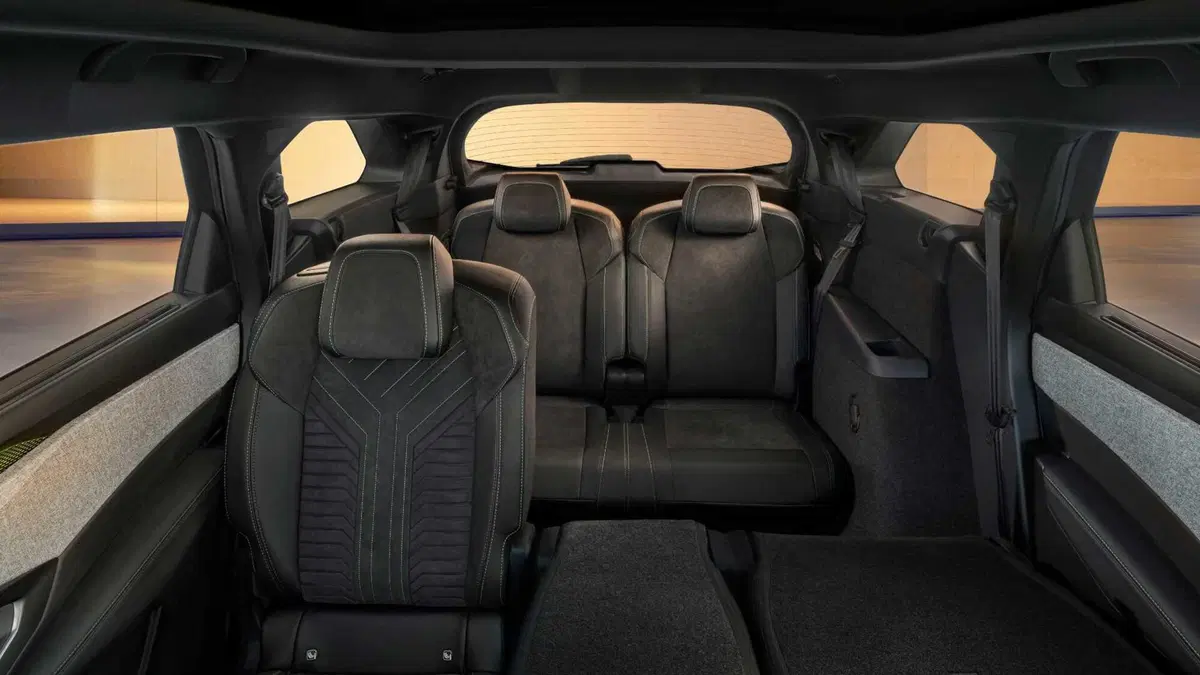 Peugeot 5008 (2024-->>) (14)