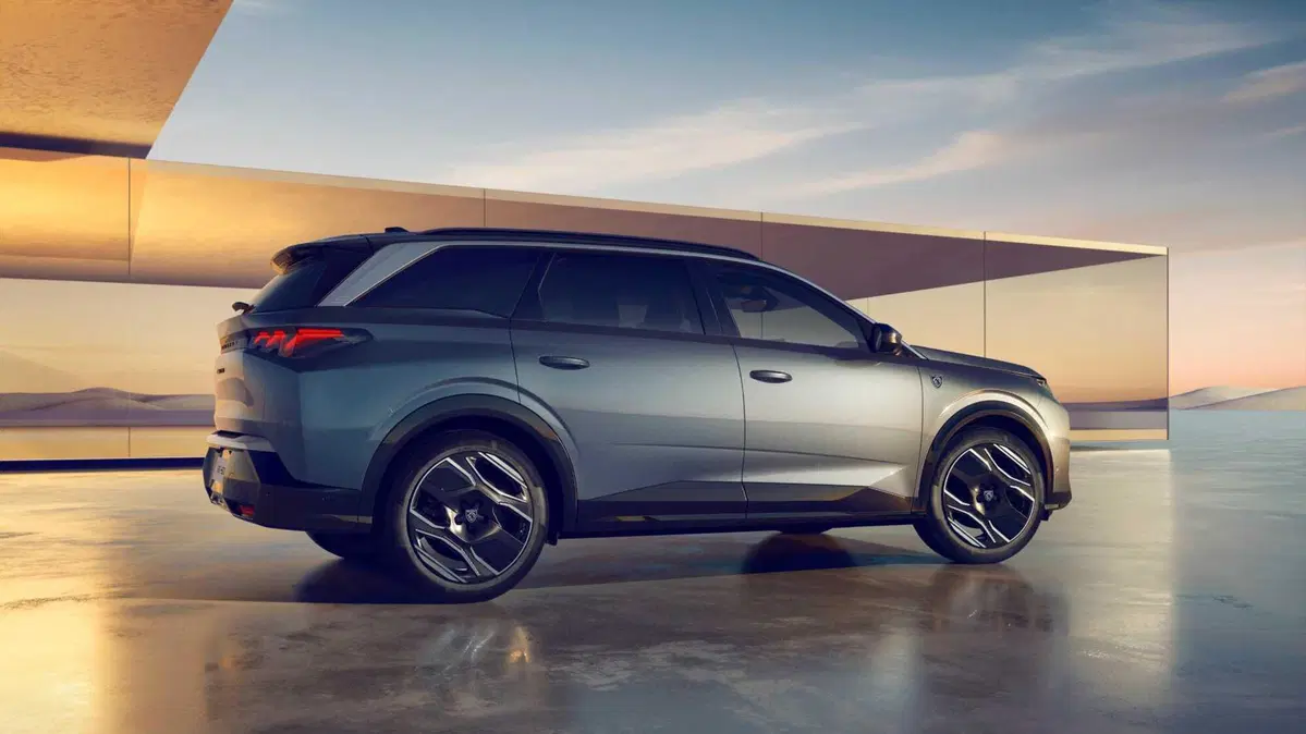 Peugeot 5008 (2024-->>) (3)