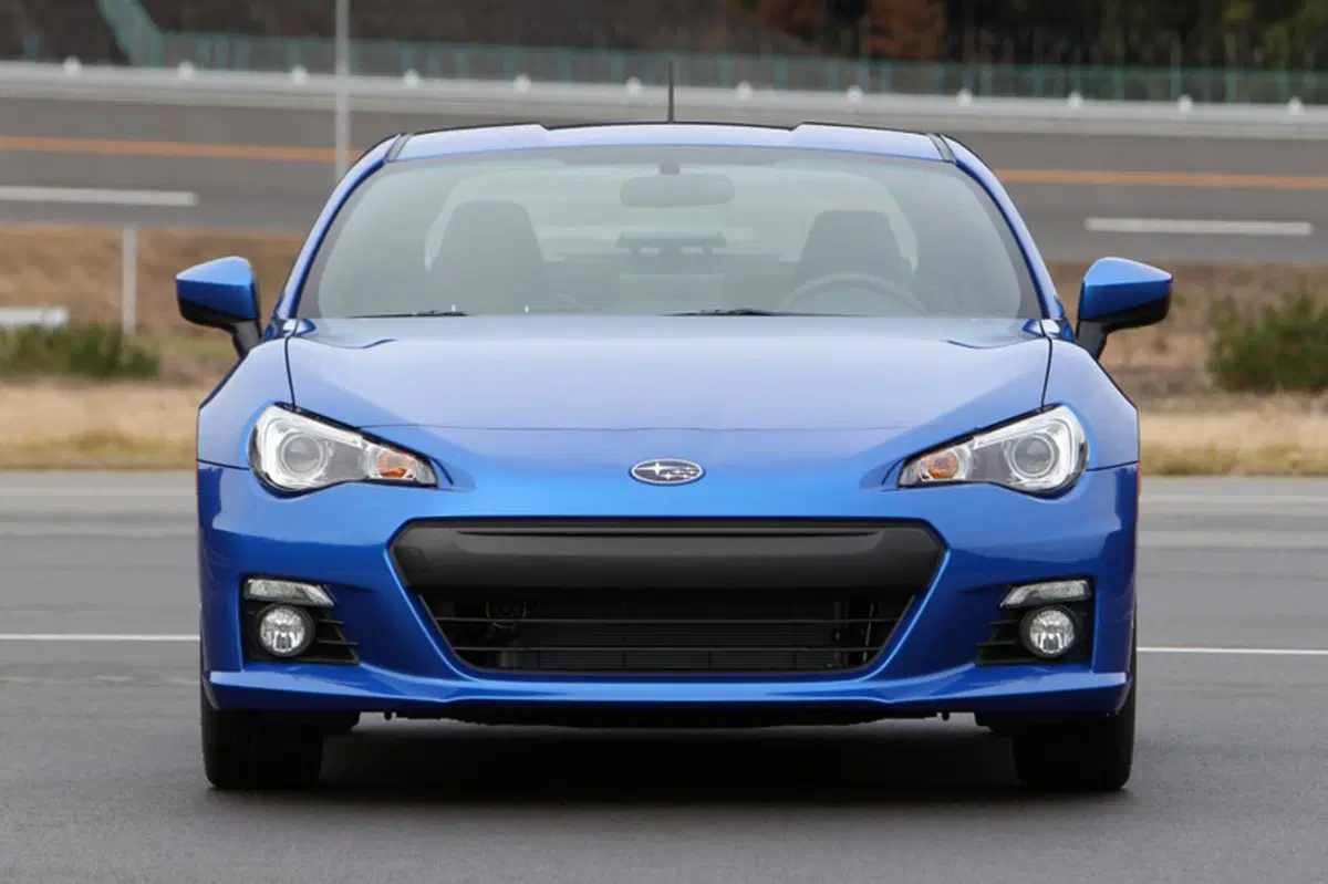 Subaru BRZ 2.0i 6mt (3)