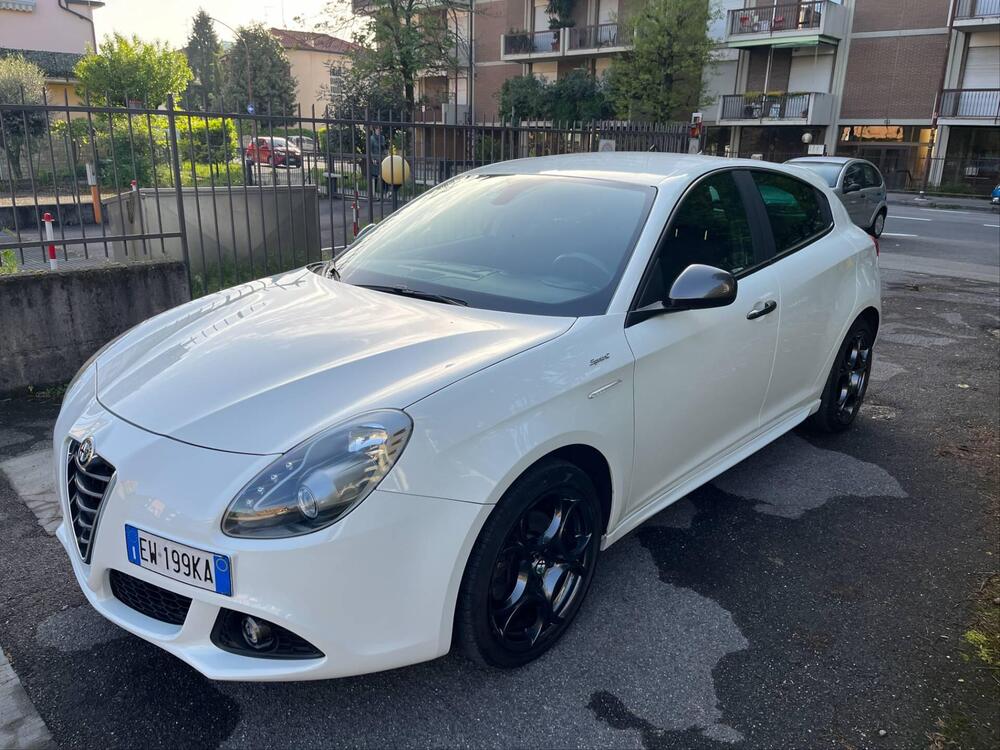 Alfa Romeo Giulietta usata a Bergamo (2)