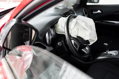 Mi &egrave; scoppiato l'airbag: quanto costa la sostituzione?