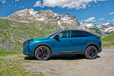 Peugeot 3008: ibrido s&igrave;, ma leggero: la nostra prova su strada [VIDEO]