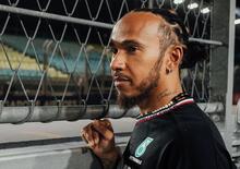 F1. Lewis Hamilton si prepara all'arrivo in Ferrari: iniziate le lezioni di italiano