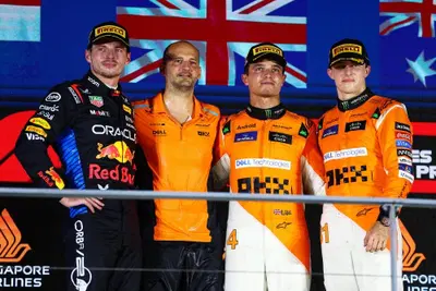 F1. Norris batte Verstappen e Piastri a Singapore: "Mi sono preso dei rischi ma volevo vincere nonostante la fatica fisica"