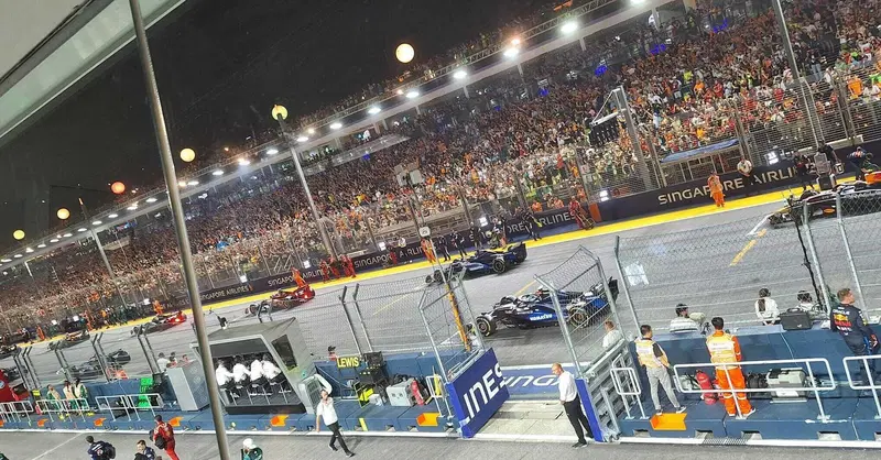 F1. GP Singapore: Norris sempre pi&ugrave; ingombrante per Verstappen. Qualcosa non torna in casa Ferrari
