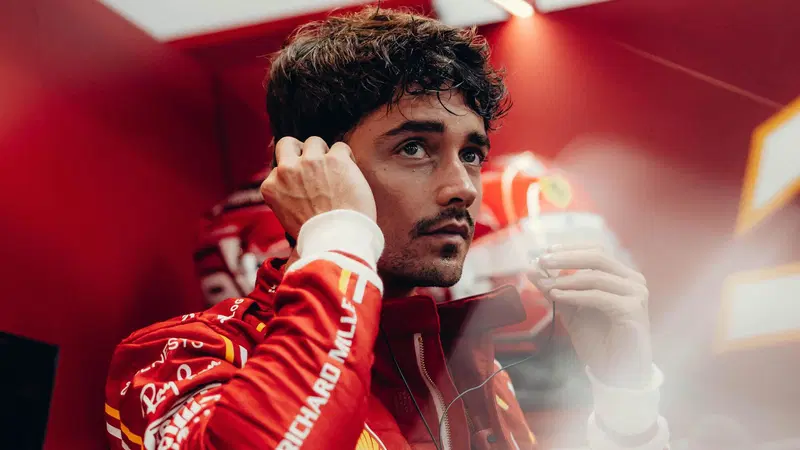 F1. GP Singapore, Leclerc rimonta ma non &egrave; abbastanza: "Abbiamo pagato l'errore in qualifica ieri"