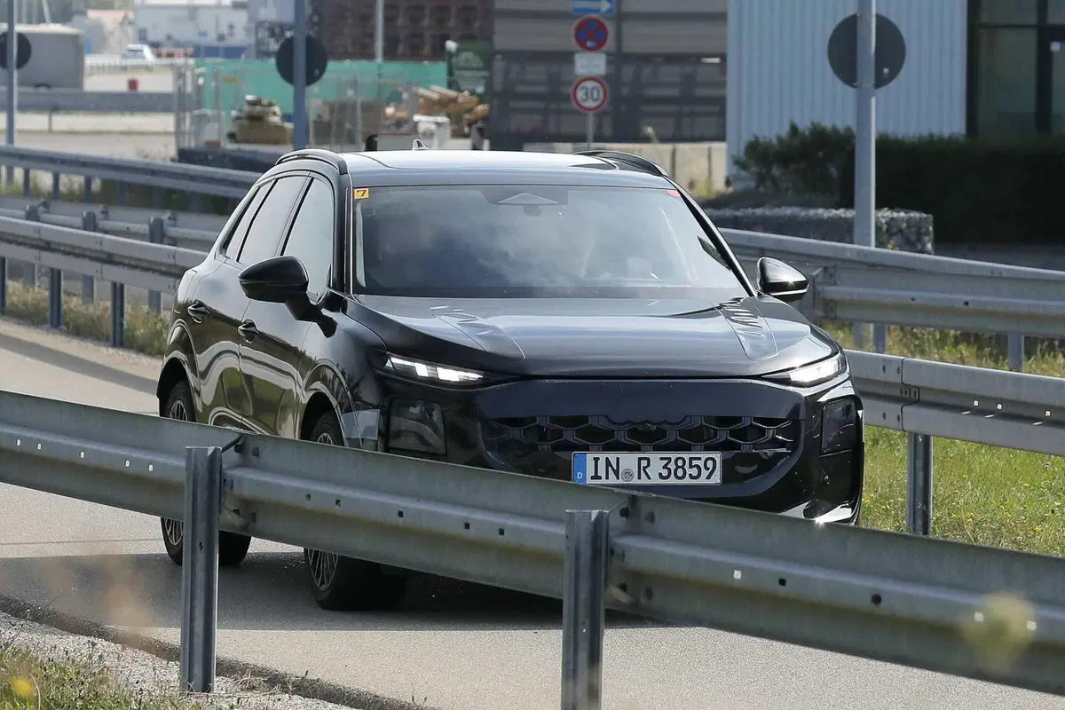 Audi Q3: la terza generazione è in arrivo nel 2025 | Foto Spia  (3)