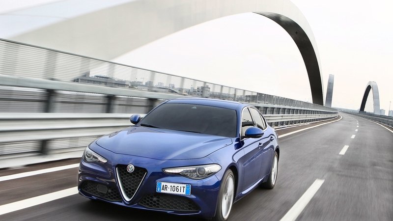 Alfa Romeo Giulia: ferie ridotte agli operai a causa dei troppi ordini da evadere