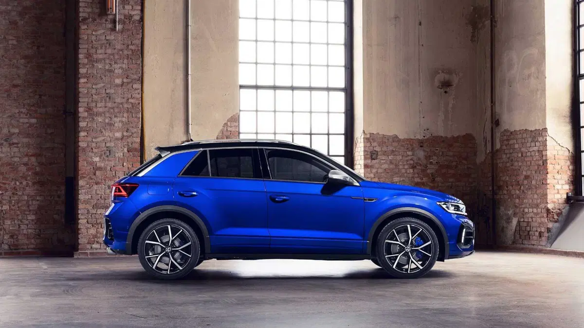 Volkswagen T-Roc 2.0 tsi R 4motion dsg (3)