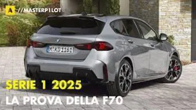 BMW Serie 1 2025 la PROVA della 120 &quot;ibrida&quot;. Da 37.400 euro [VIDEO]